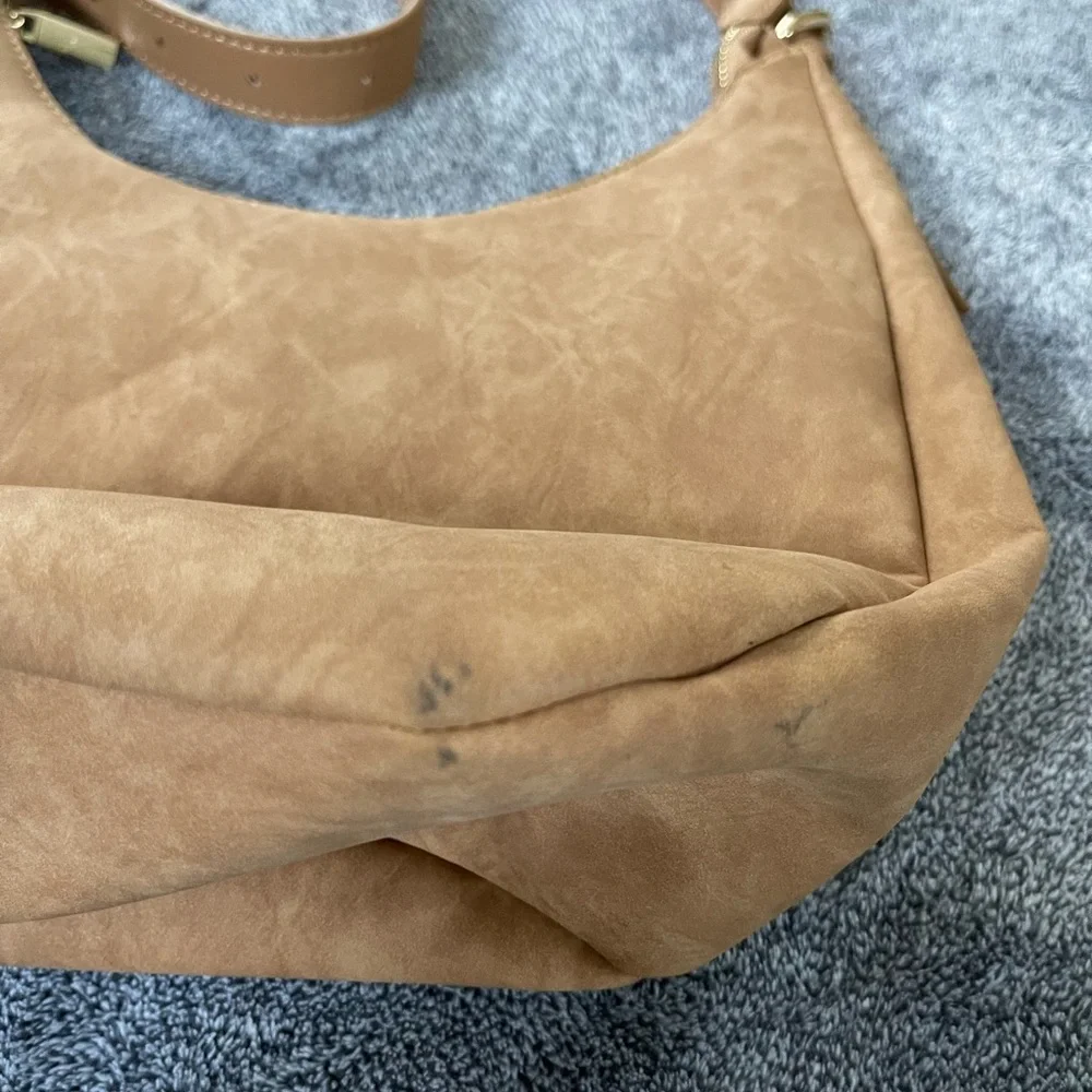 4th and Reckless Elegant Brown Hobo Purse - Picture 4 of 7